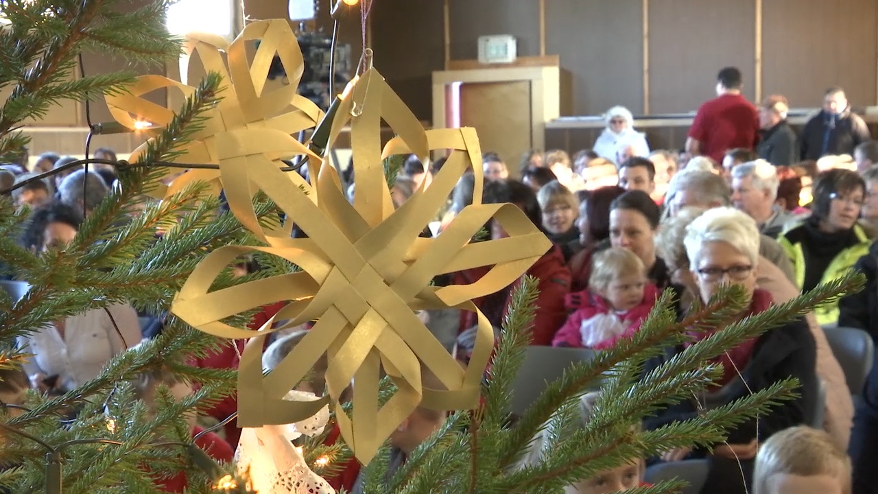 MEgional mit einem Theaterstück an der Grundschule Kühnhaide
