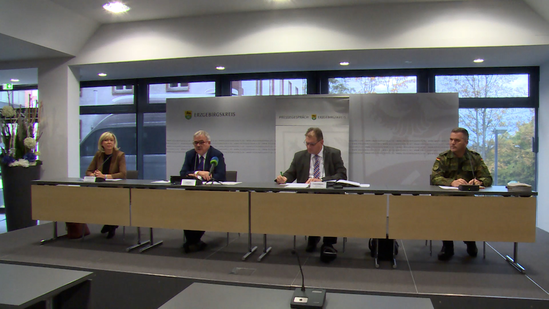 MEgional am 22. Oktober 2020 mit der Pressekonferenz im Landratsamt Erzgebirgskreis